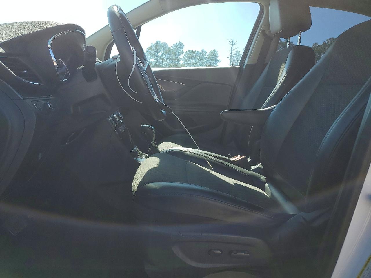 2018 BUICK ENCORE PREFERRED photo 7