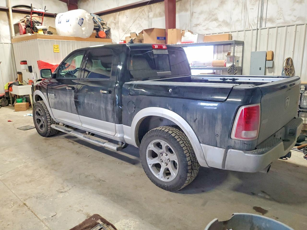 2017 RAM 1500 LARAMIE photo 2