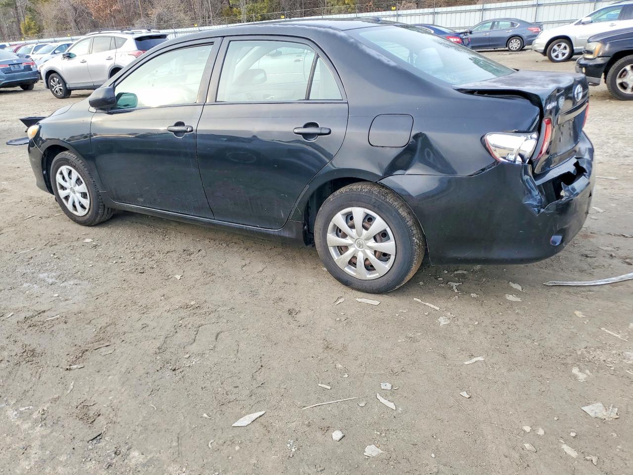 2010 TOYOTA COROLLA BASE photo 3