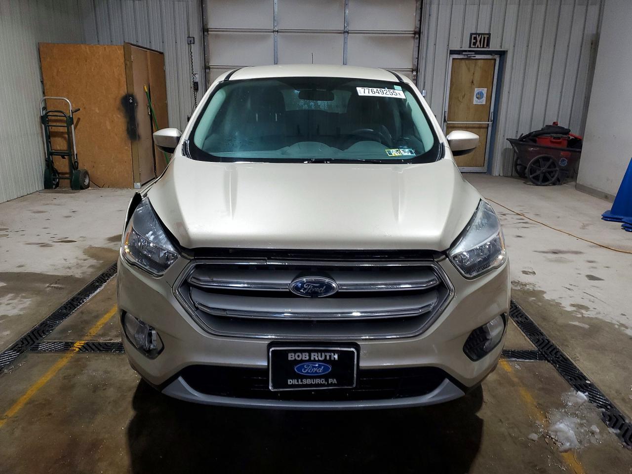 2017 FORD ESCAPE SE photo 9