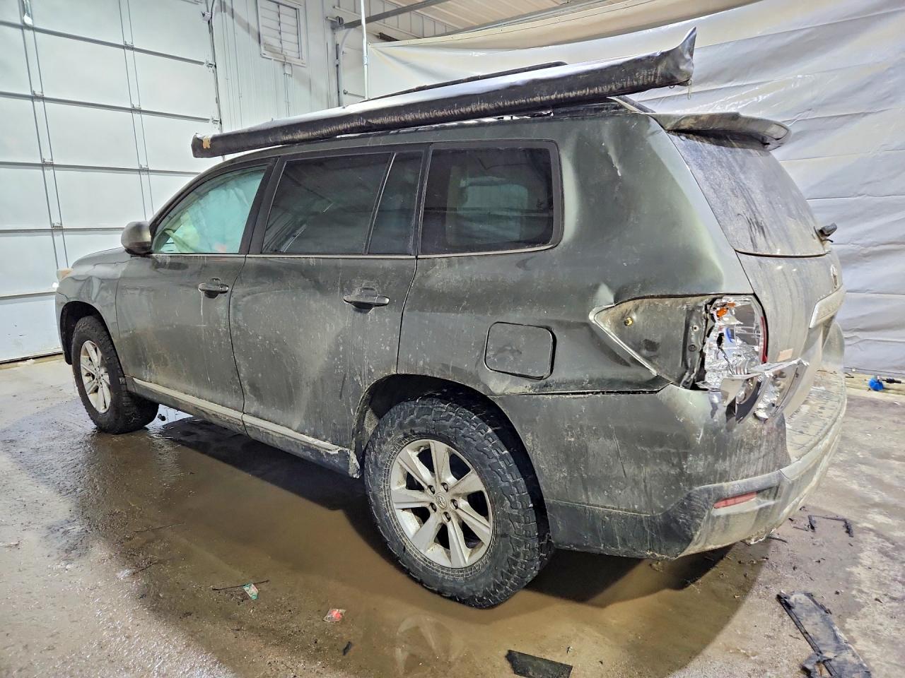 2012 TOYOTA HIGHLANDER BASE photo 3