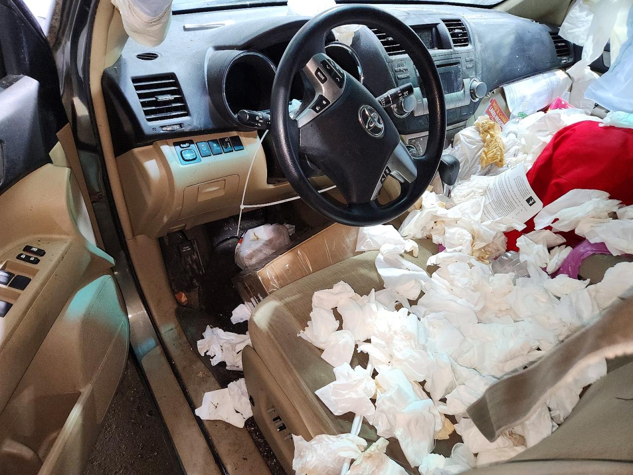 2012 TOYOTA HIGHLANDER BASE photo 15