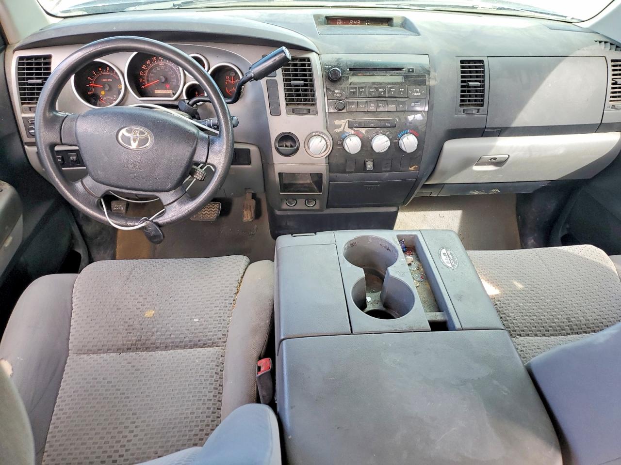 2011 TOYOTA TUNDRA DOUBLE CAB SR5 photo 8