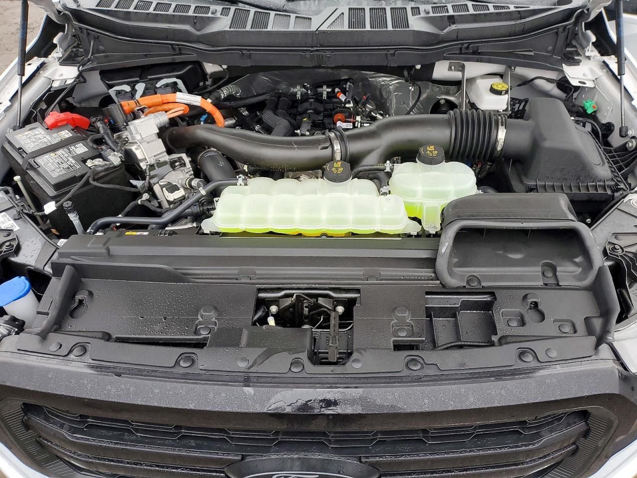 2025 FORD F150 LARIAT photo 21