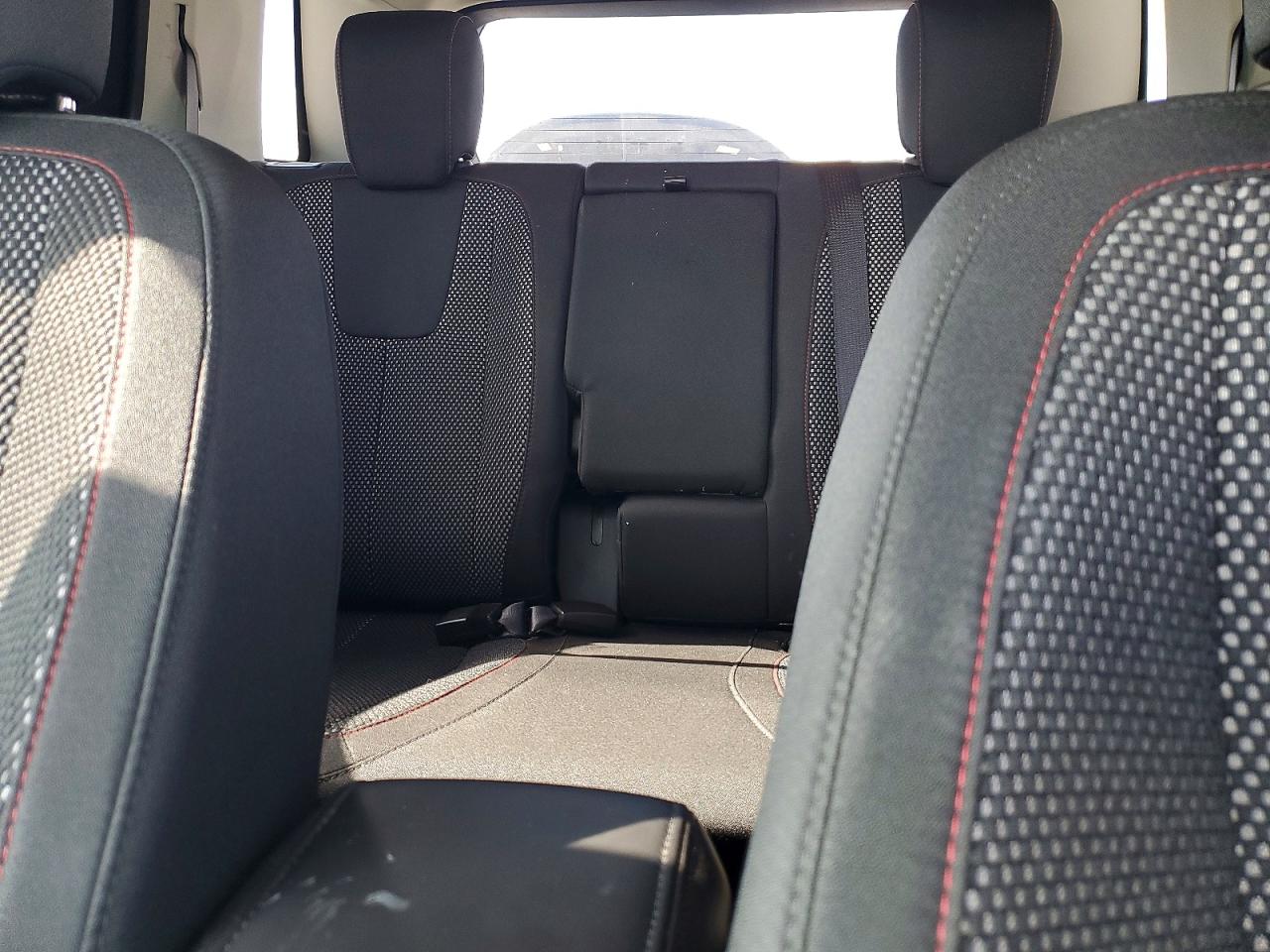 2017 GMC TERRAIN SLE photo 10