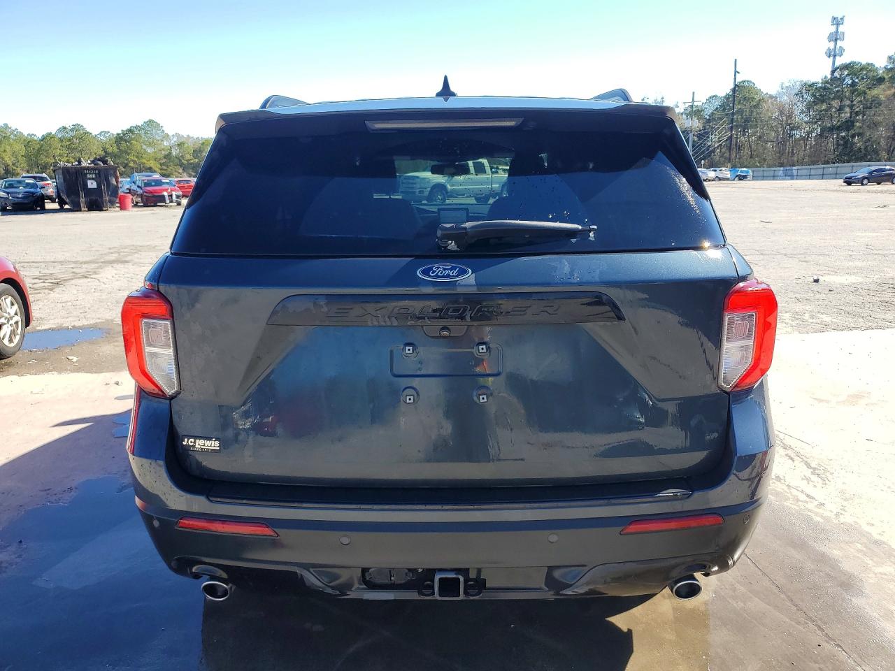 2024 FORD EXPLORER ST-LINE photo 6