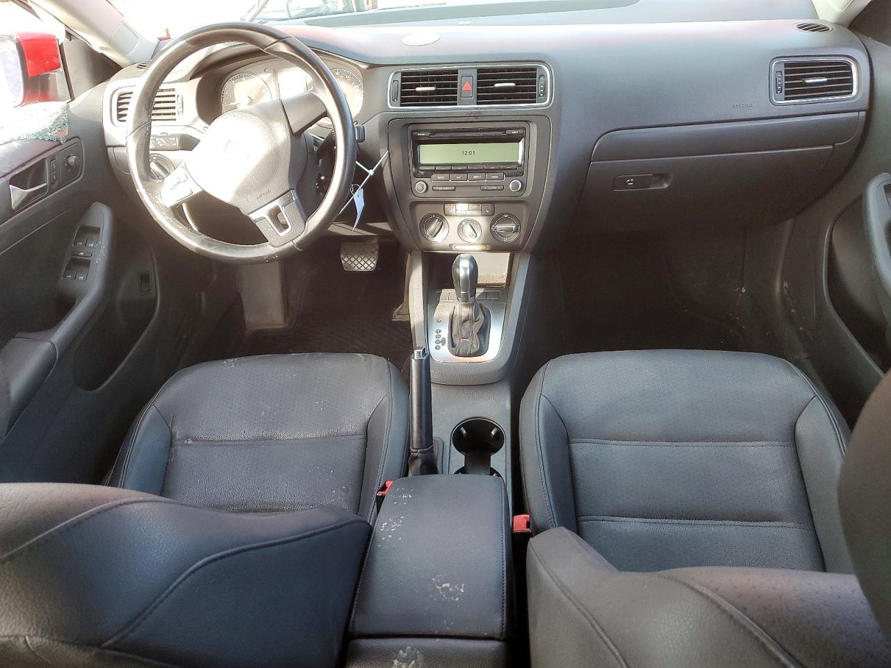 2011 VOLKSWAGEN JETTA SE photo 8