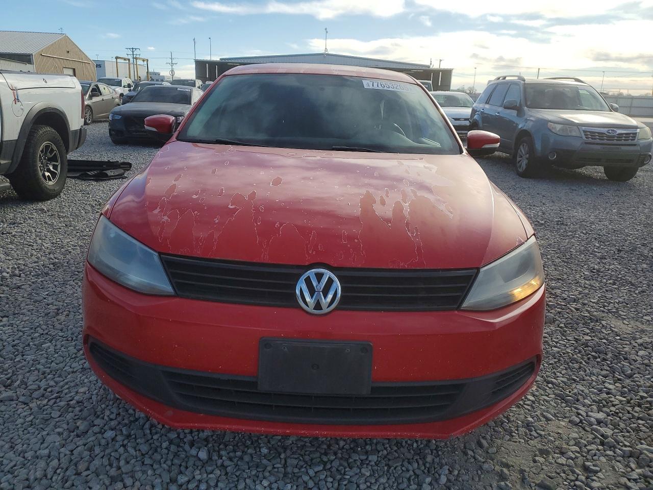 2011 VOLKSWAGEN JETTA SE photo 5