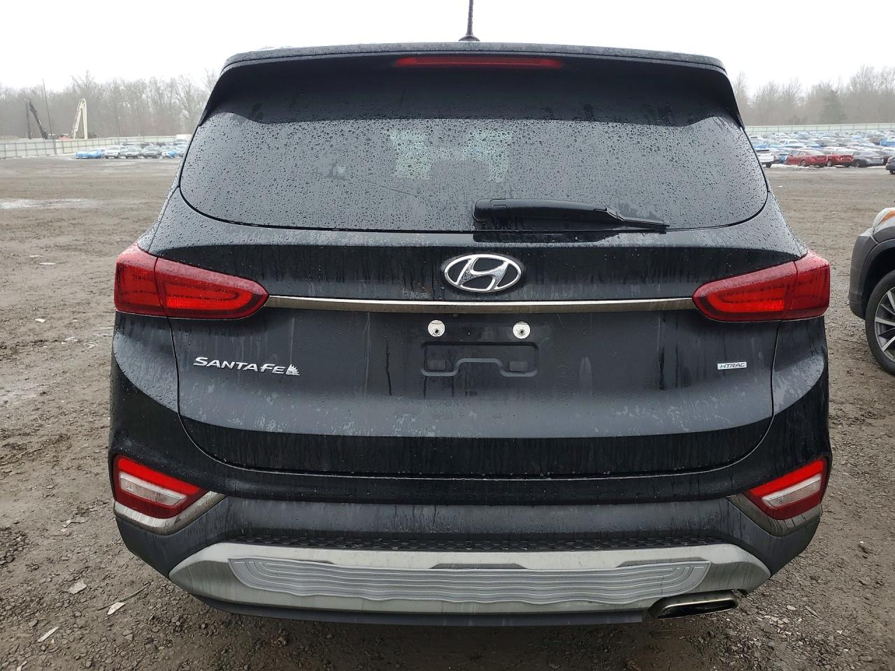 2019 HYUNDAI SANTA FE SE photo 11