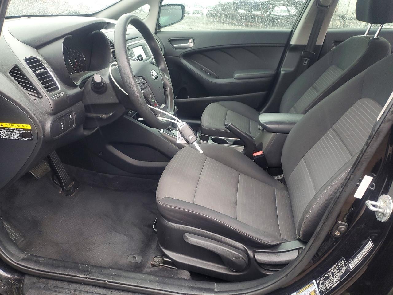 2017 KIA FORTE LX photo 7
