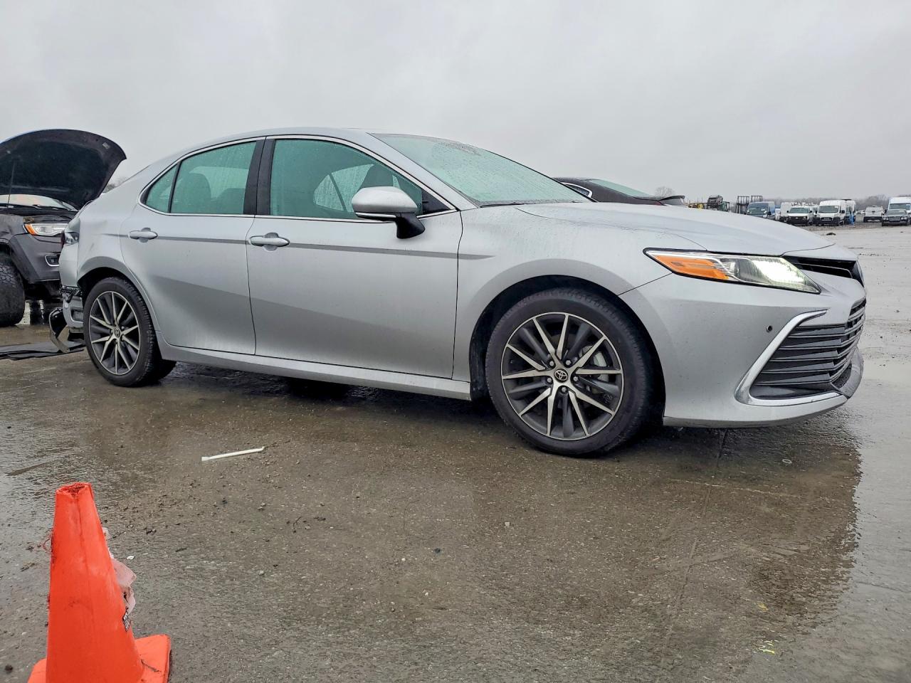 2022 TOYOTA CAMRY XLE photo 7