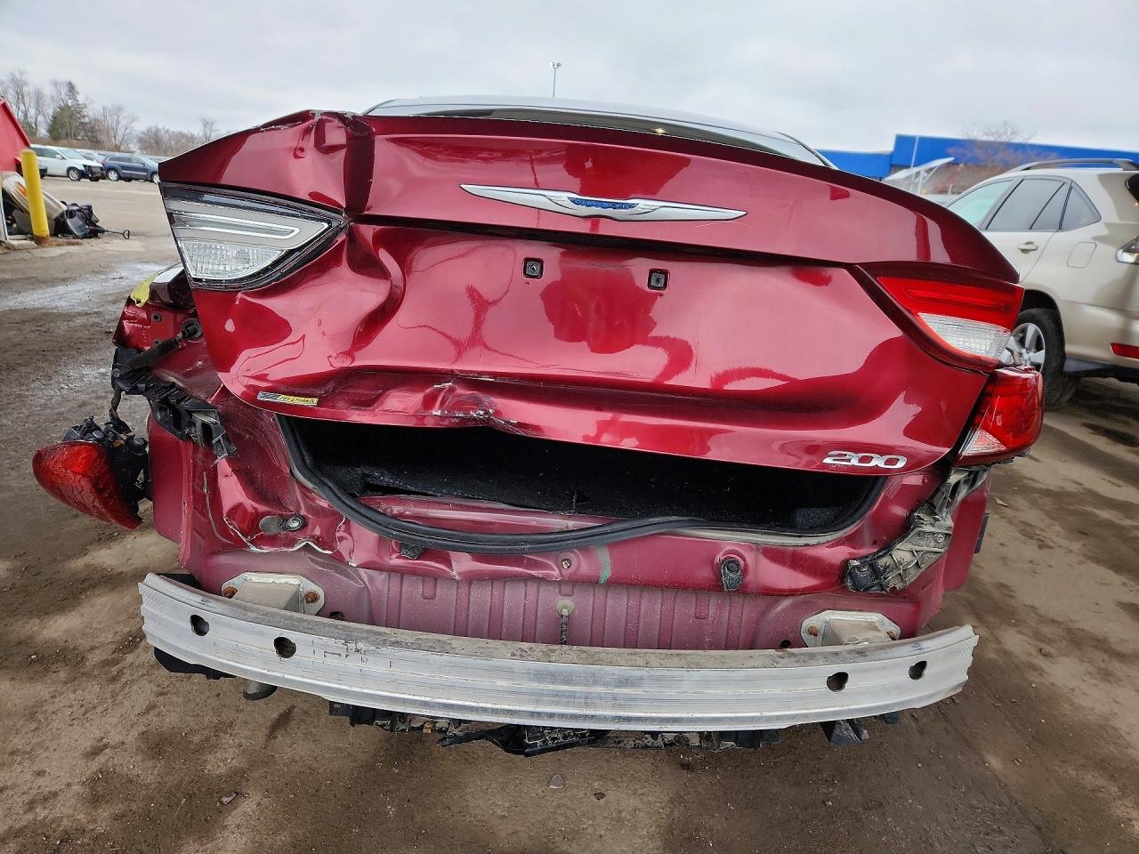 2015 CHRYSLER 200 LIMITED photo 6