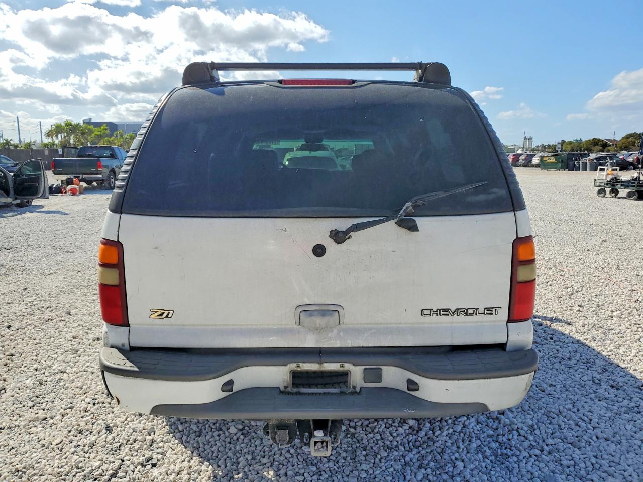 2003 CHEVROLET SUBURBAN K1500 photo 16