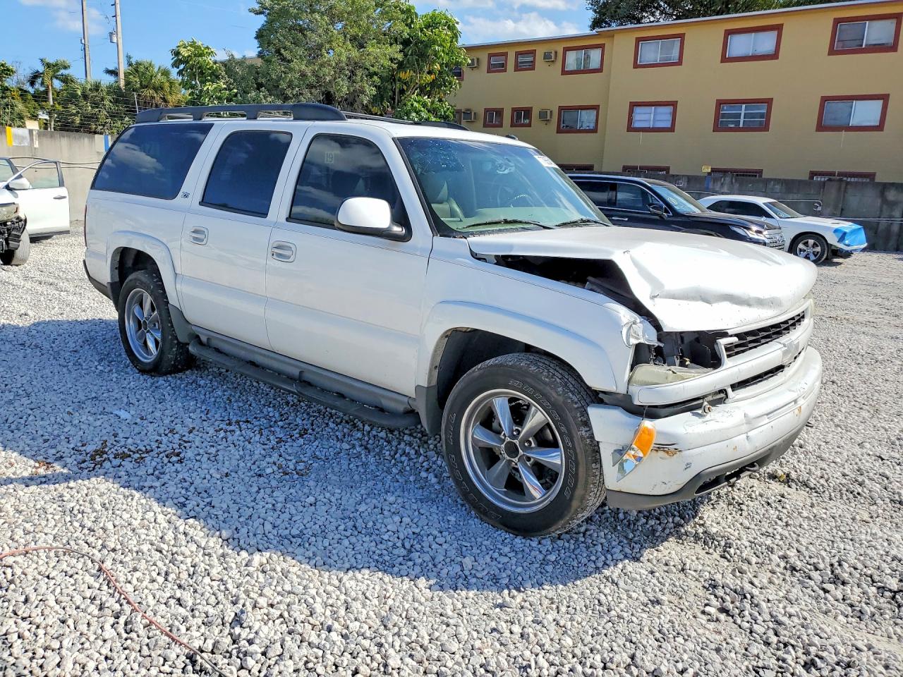 2003 CHEVROLET SUBURBAN K1500 photo 10