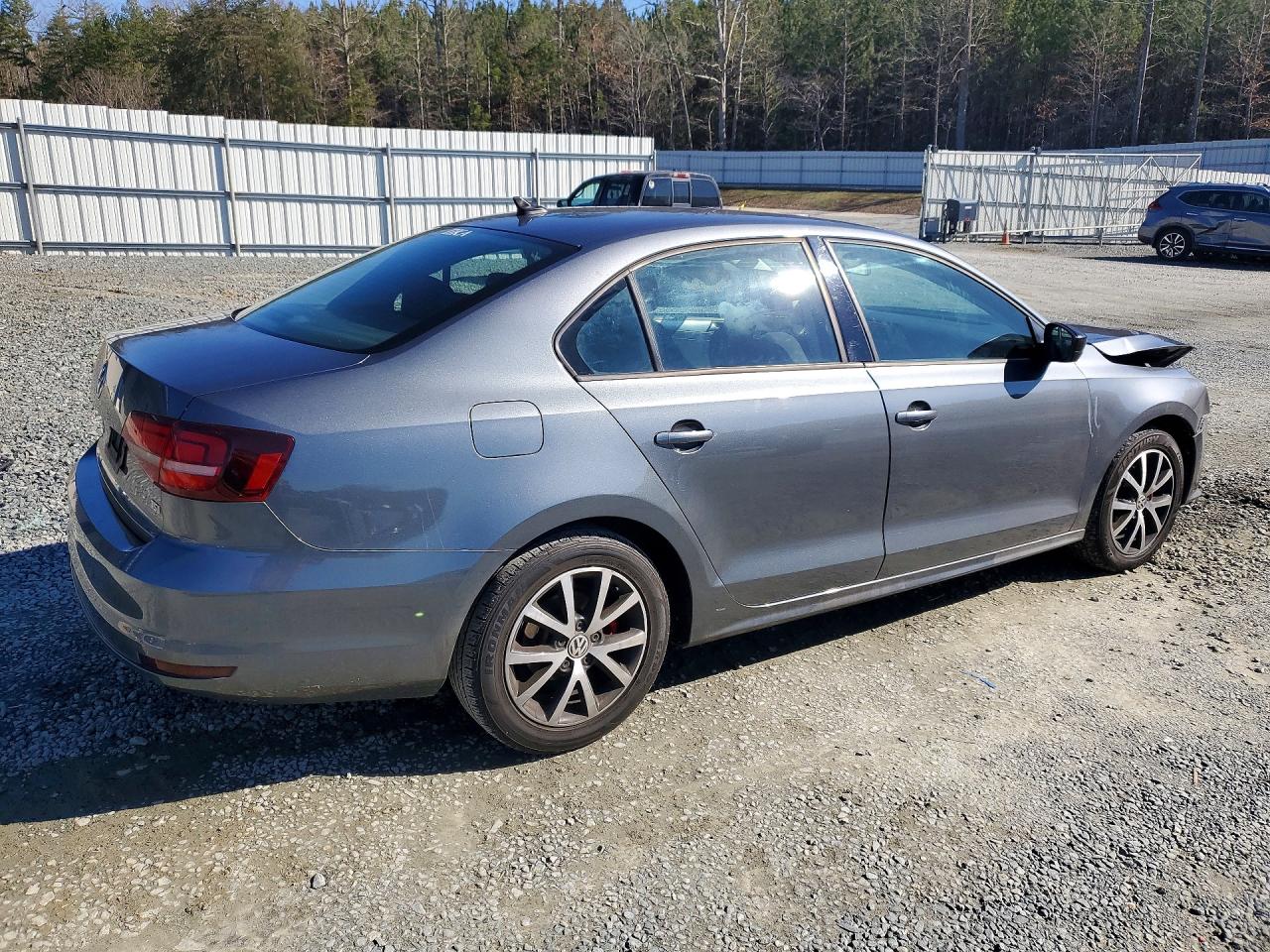 2016 VOLKSWAGEN JETTA SE photo 7