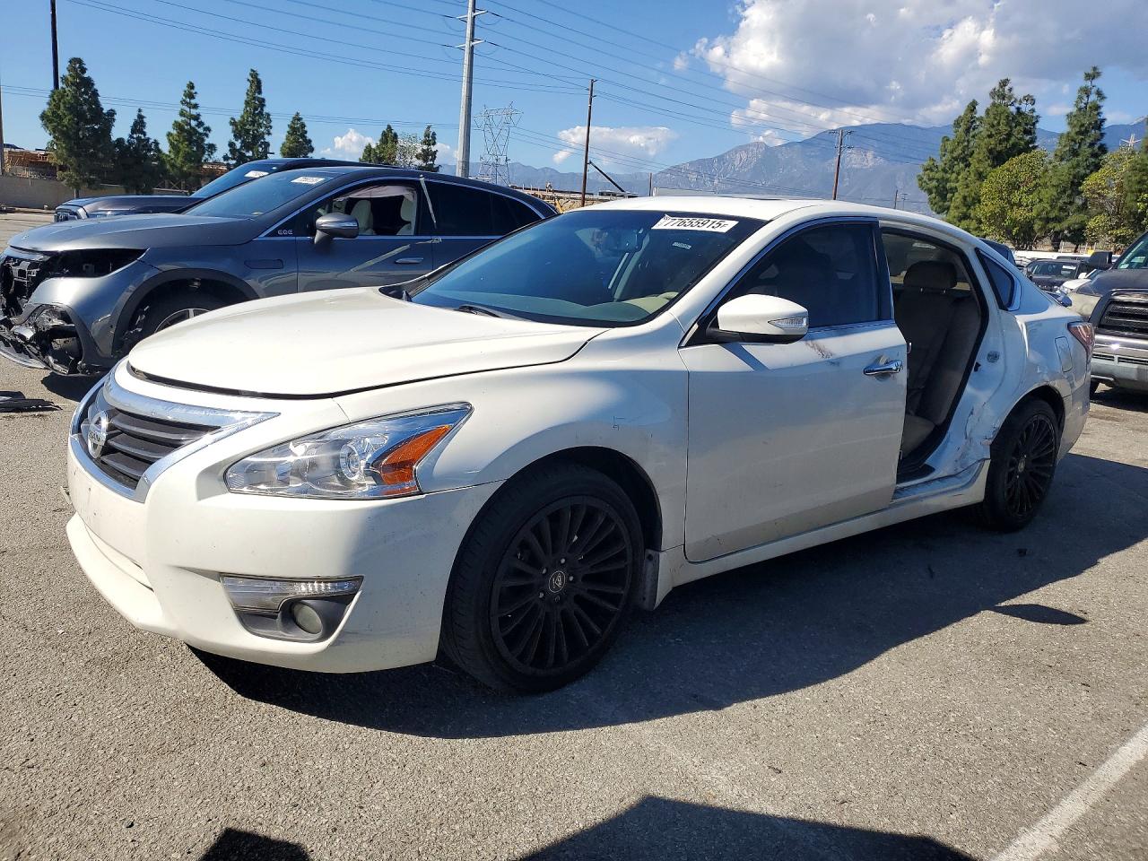 2015 NISSAN ALTIMA
