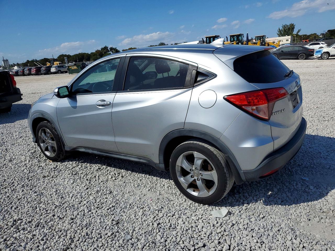 2016 HONDA HR-V EX photo 3
