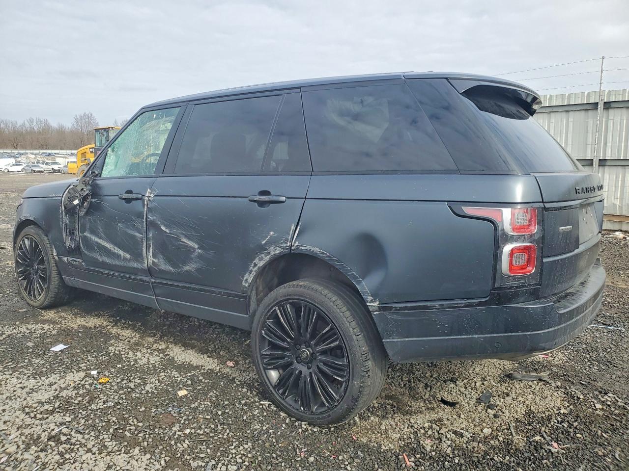 2019 LAND ROVER RANGE ROVER SUPERCHARGED photo 3