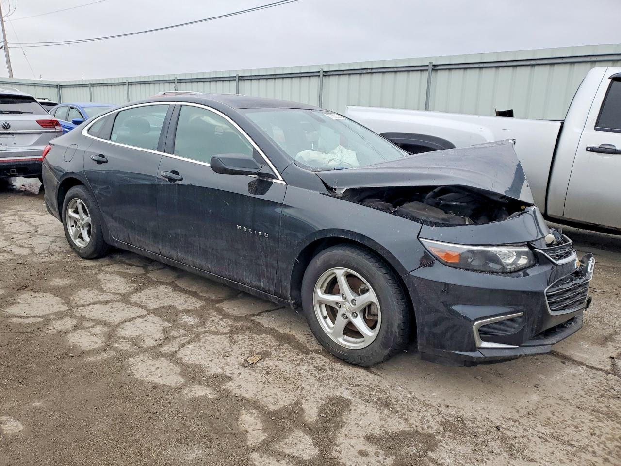 2016 CHEVROLET MALIBU LS photo 4