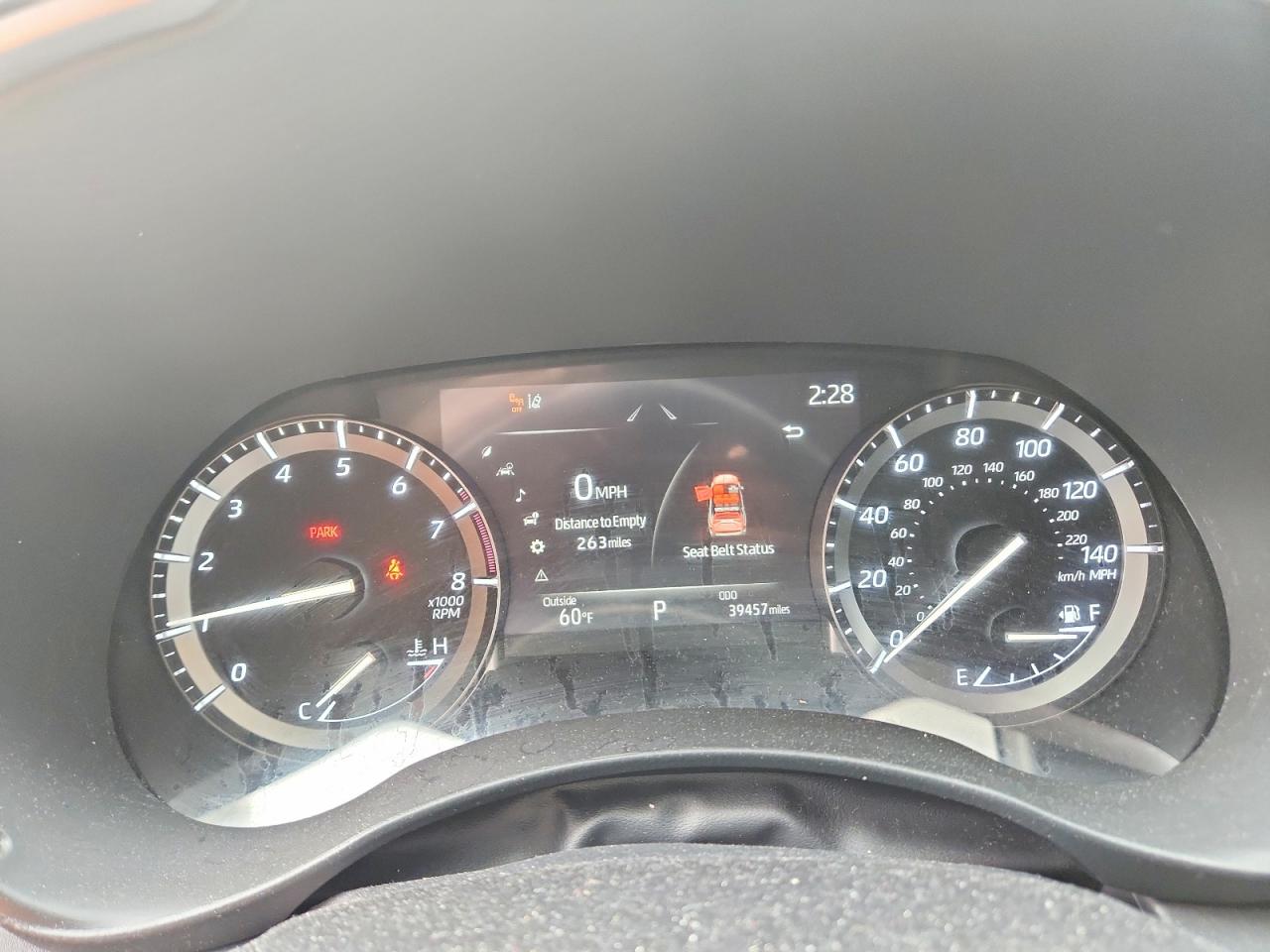 2021 TOYOTA HIGHLANDER XLE photo 25