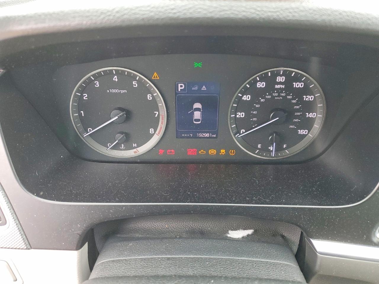 2015 HYUNDAI SONATA SE photo 25