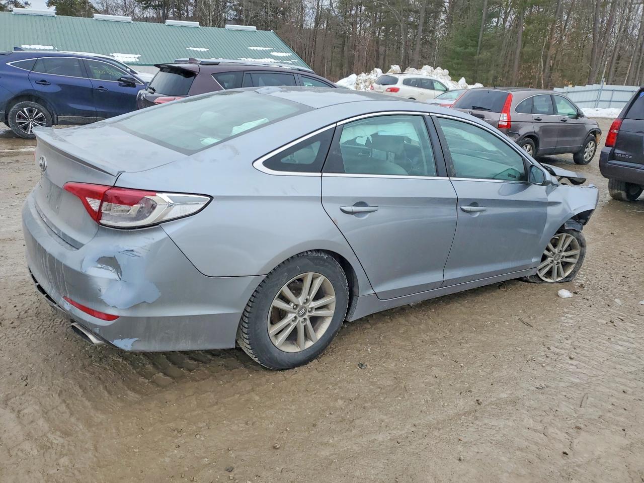2015 HYUNDAI SONATA SE photo 7