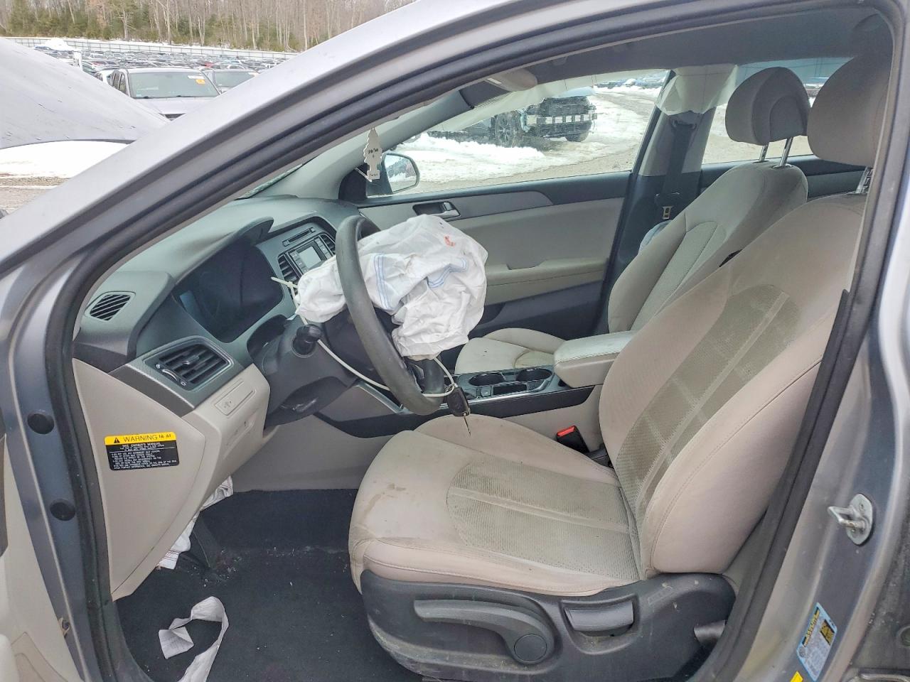 2015 HYUNDAI SONATA SE photo 19
