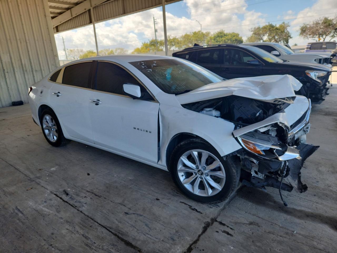 2020 CHEVROLET MALIBU LT photo 7