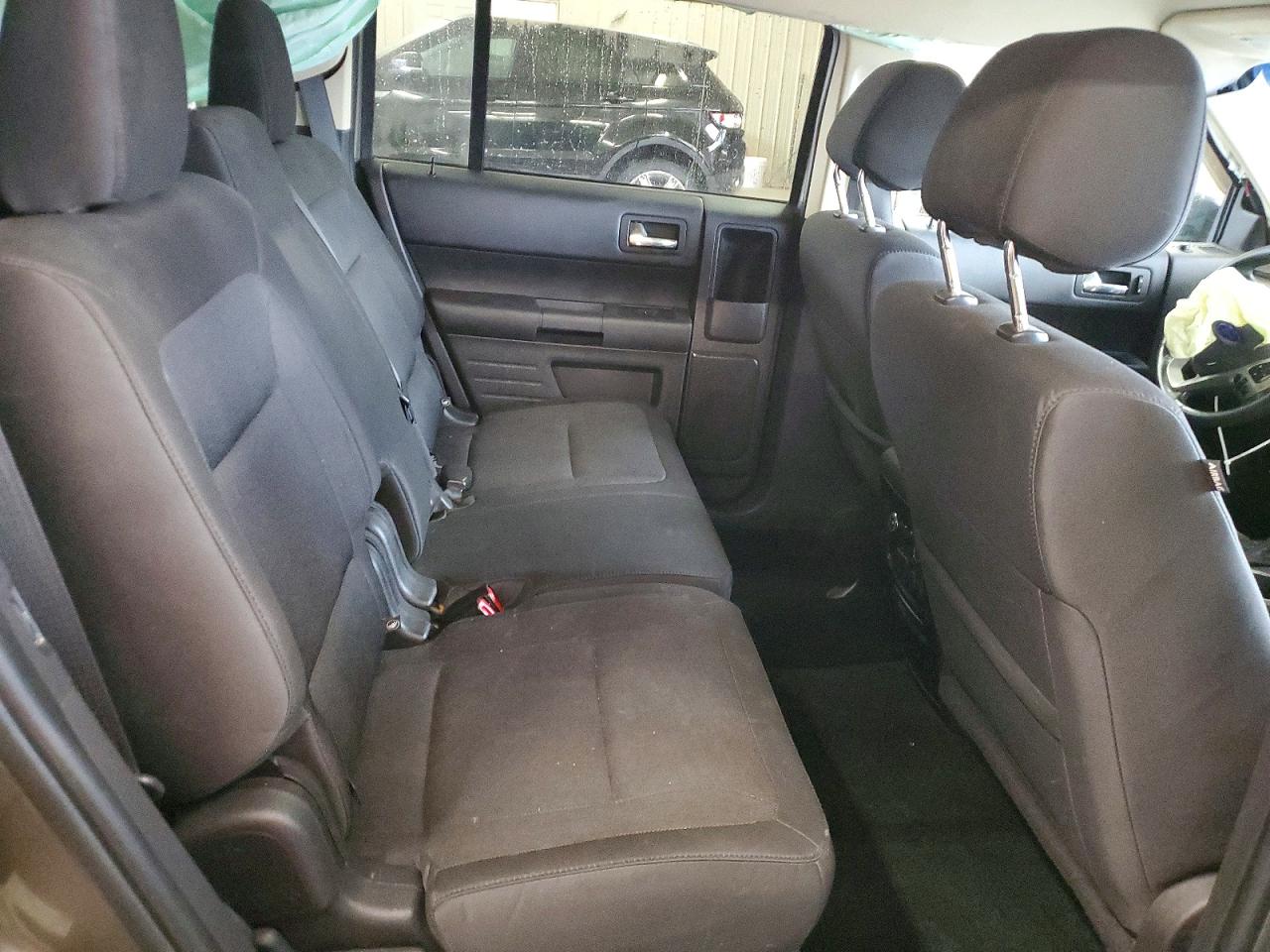 2014 FORD FLEX SE photo 11