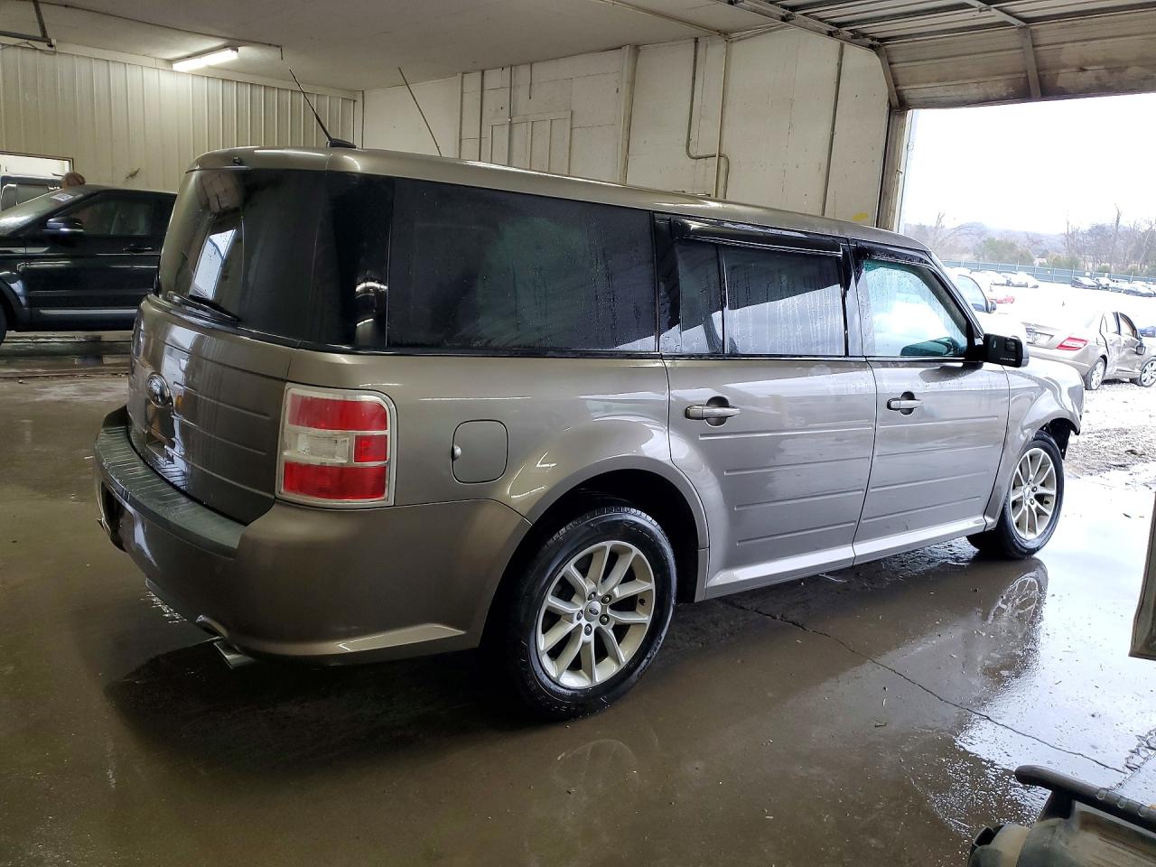 2014 FORD FLEX SE photo 3