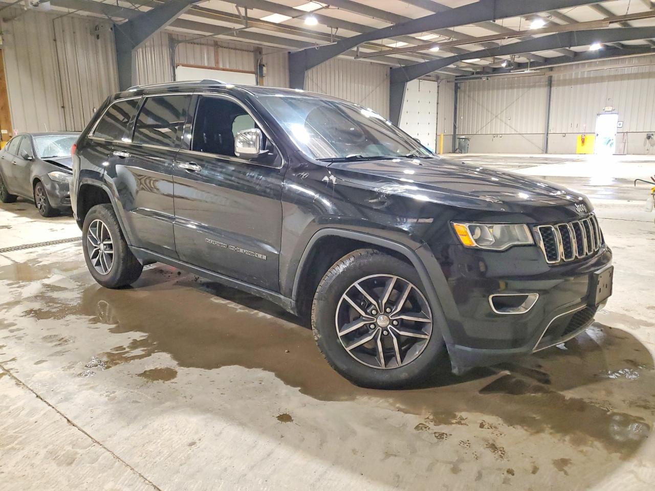 2018 JEEP GRAND CHEROKEE photo 4
