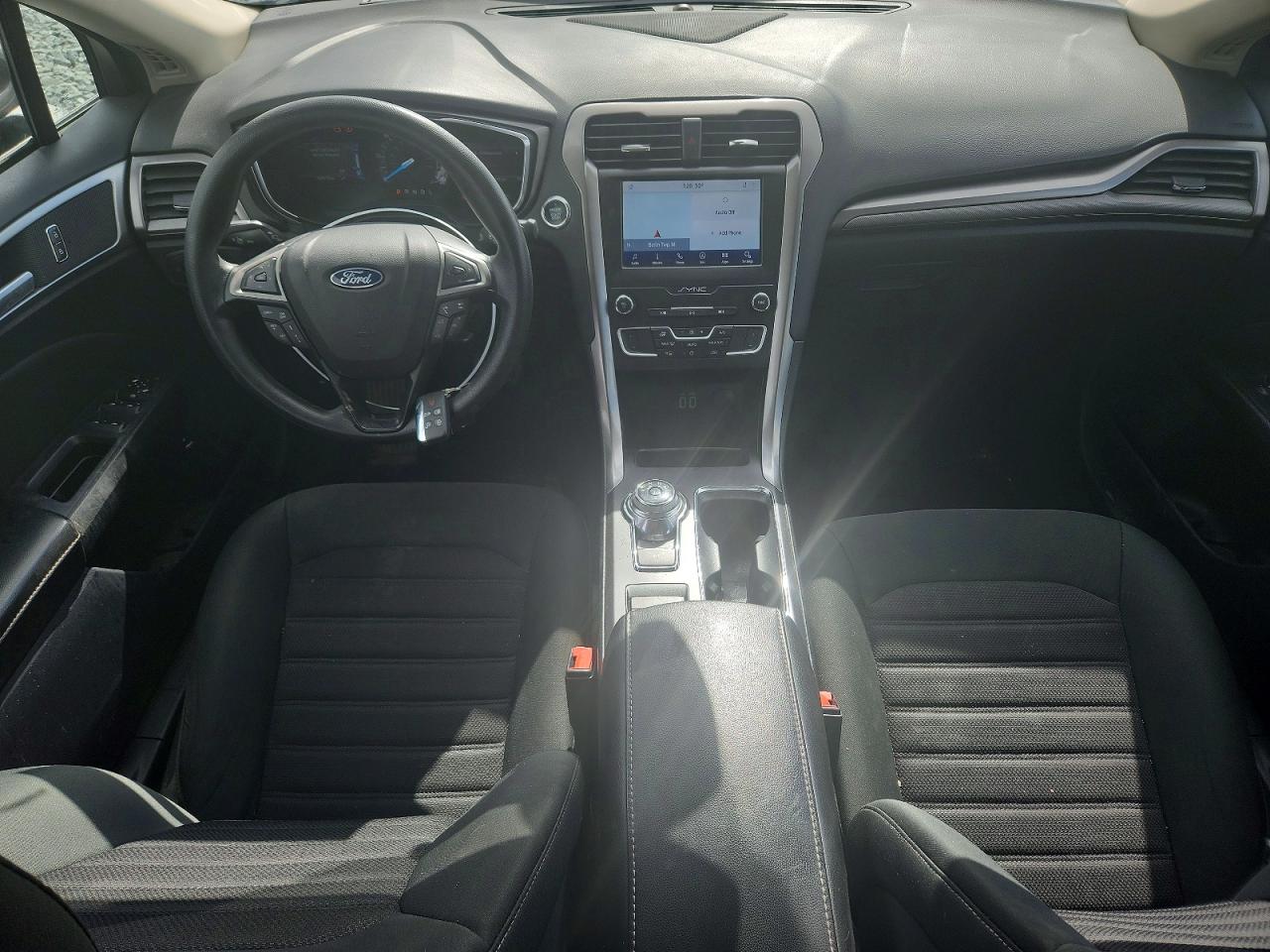 2020 FORD FUSION SE photo 22