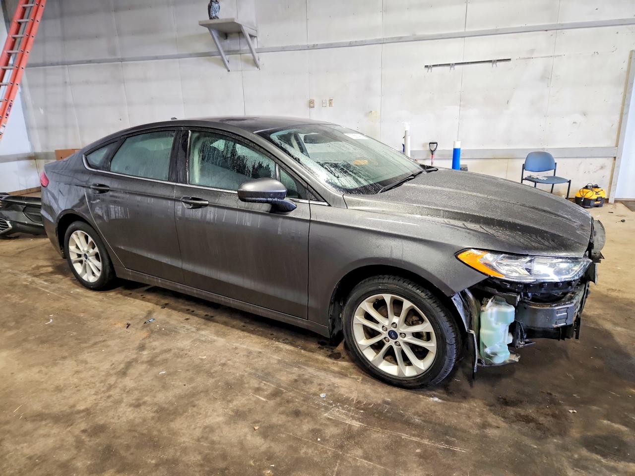 2020 FORD FUSION SE photo 10