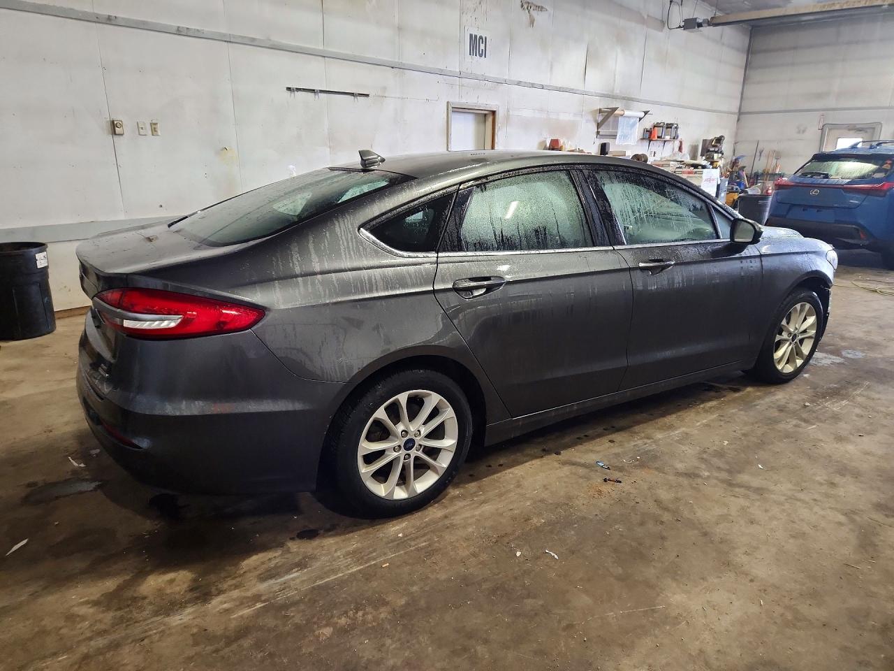 2020 FORD FUSION SE photo 7