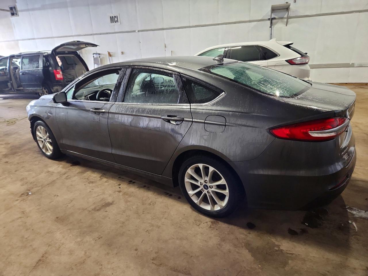 2020 FORD FUSION SE photo 4