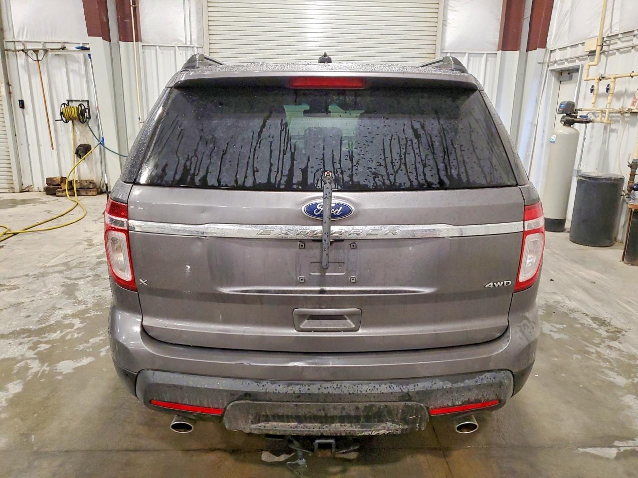 2011 FORD EXPLORER XLT photo 11