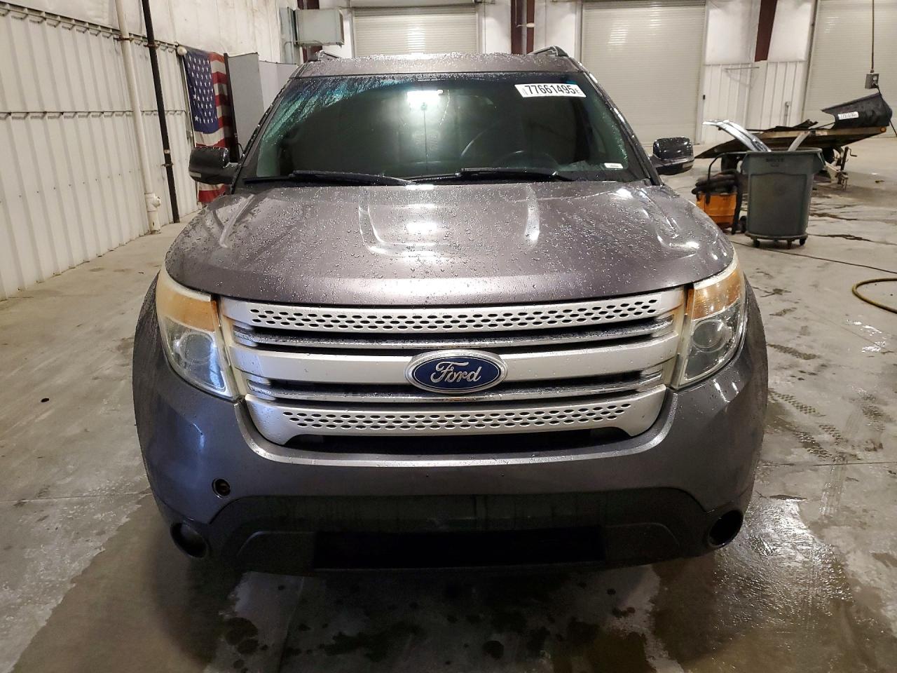 2011 FORD EXPLORER XLT photo 9