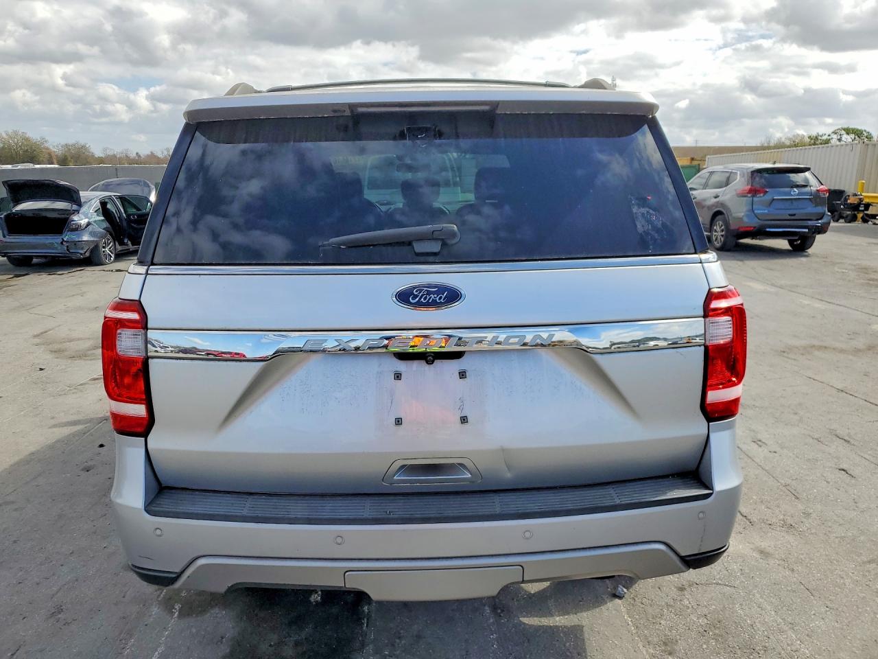 2018 FORD EXPEDITION photo 16
