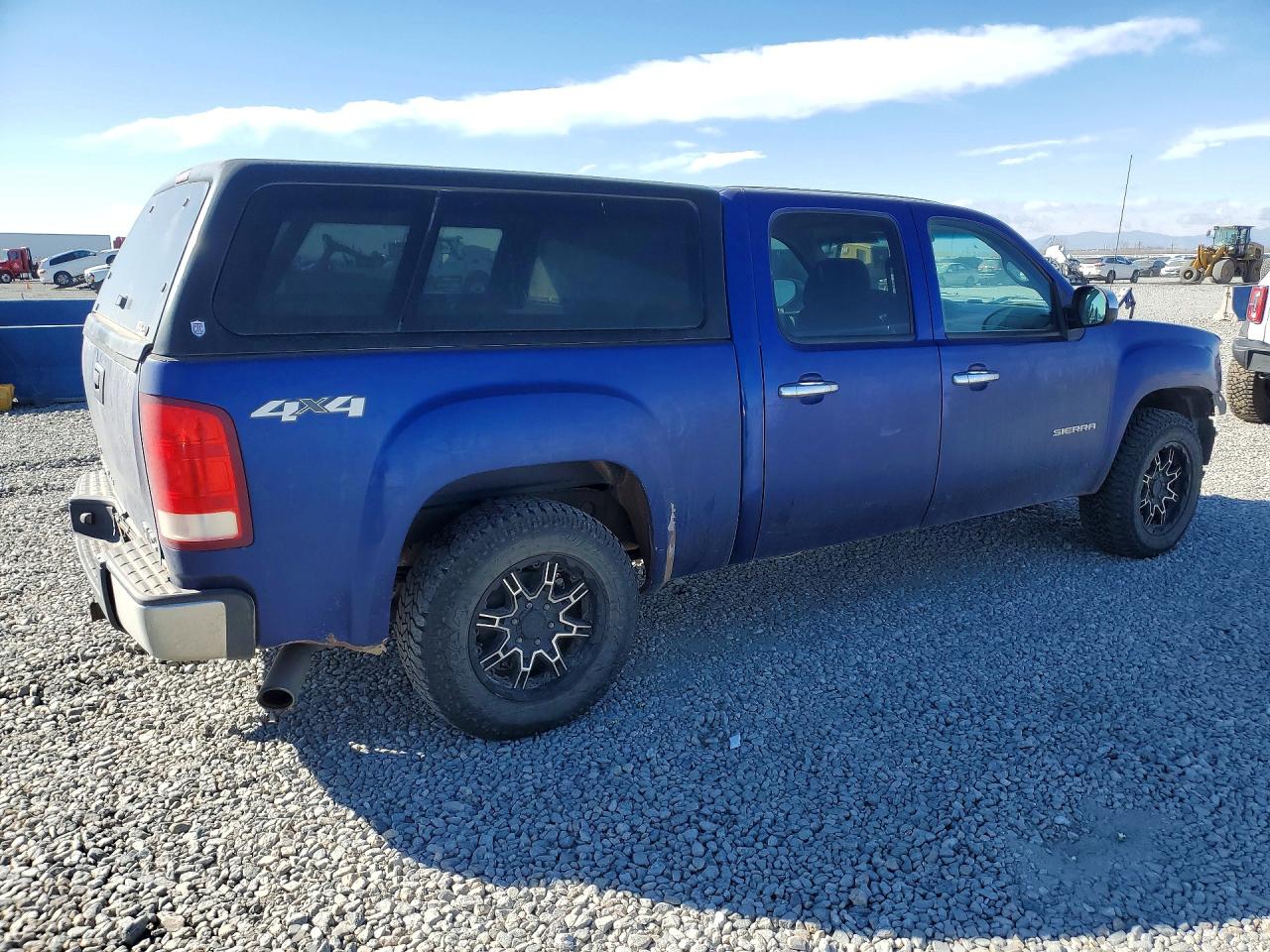 2010 GMC SIERRA K1500 SLE photo 3