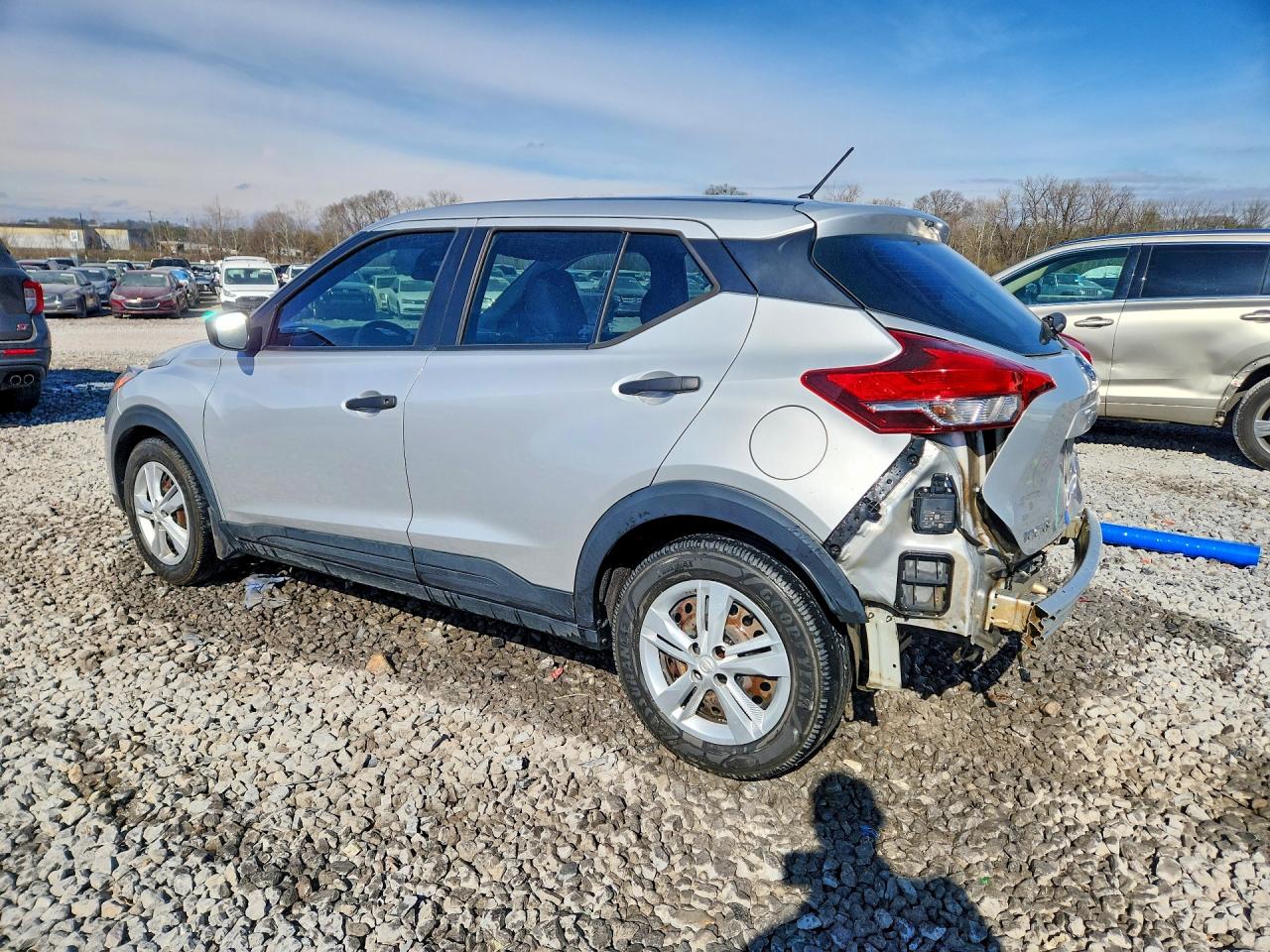 2020 NISSAN KICKS S photo 3