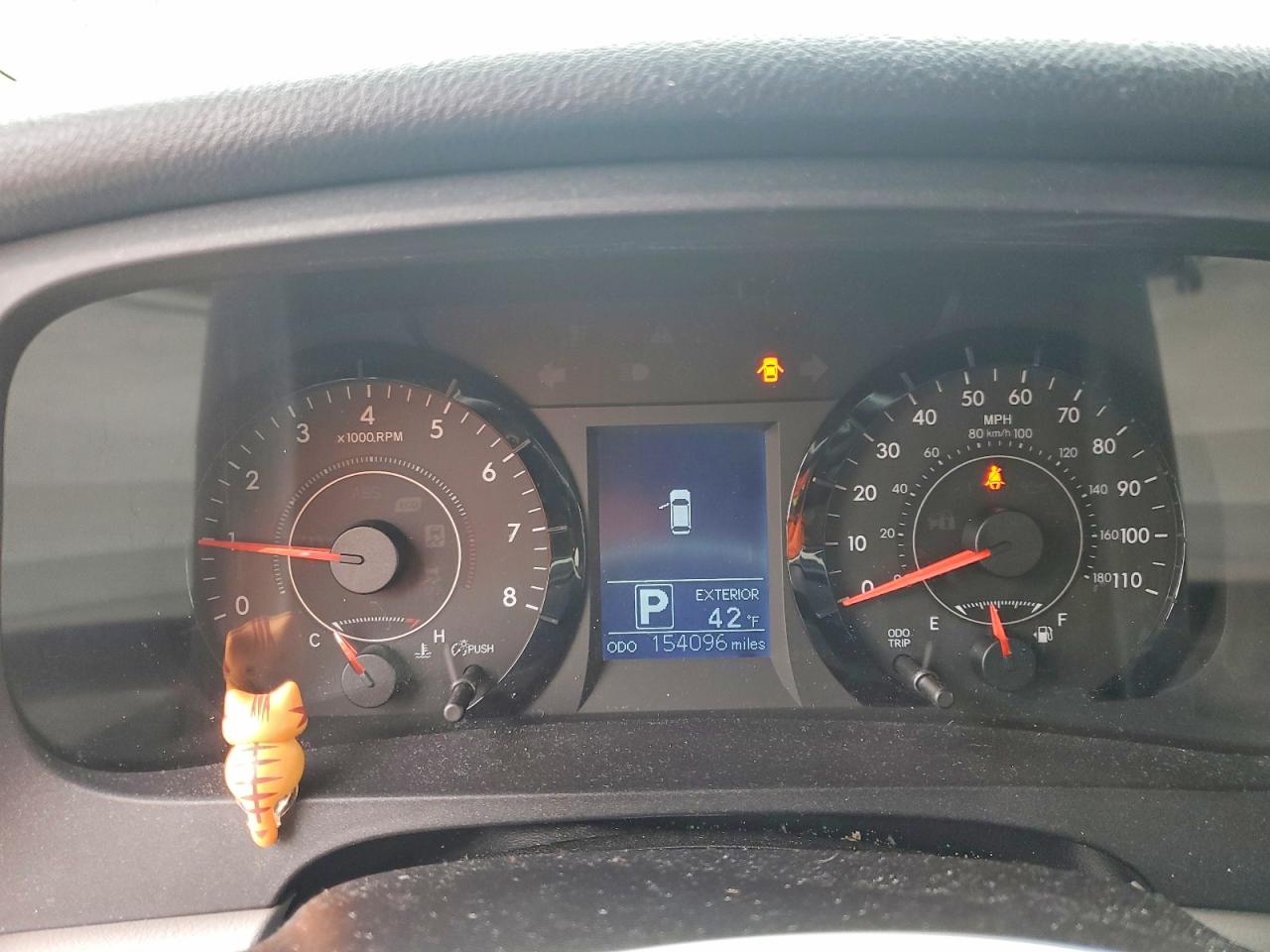 2015 TOYOTA SIENNA LE 8 PASSENGER photo 9