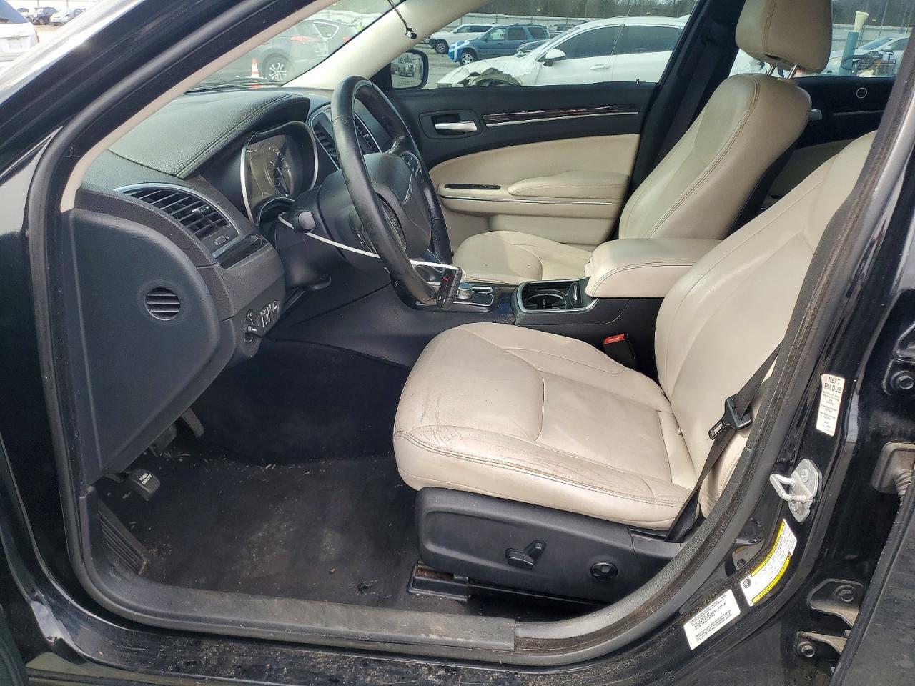 2015 CHRYSLER 300 LIMITED photo 13