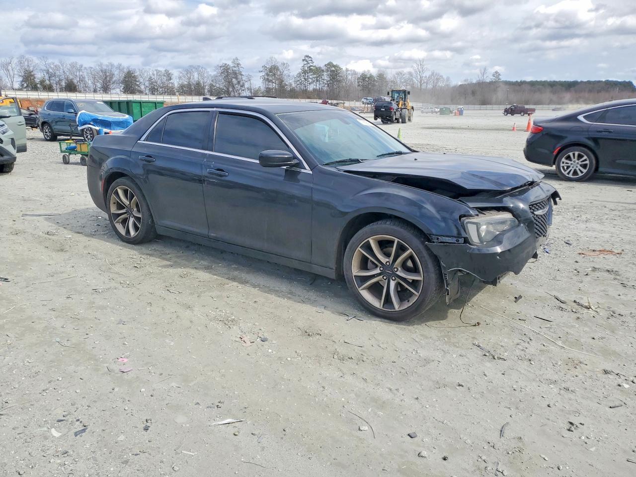 2015 CHRYSLER 300 LIMITED photo 7
