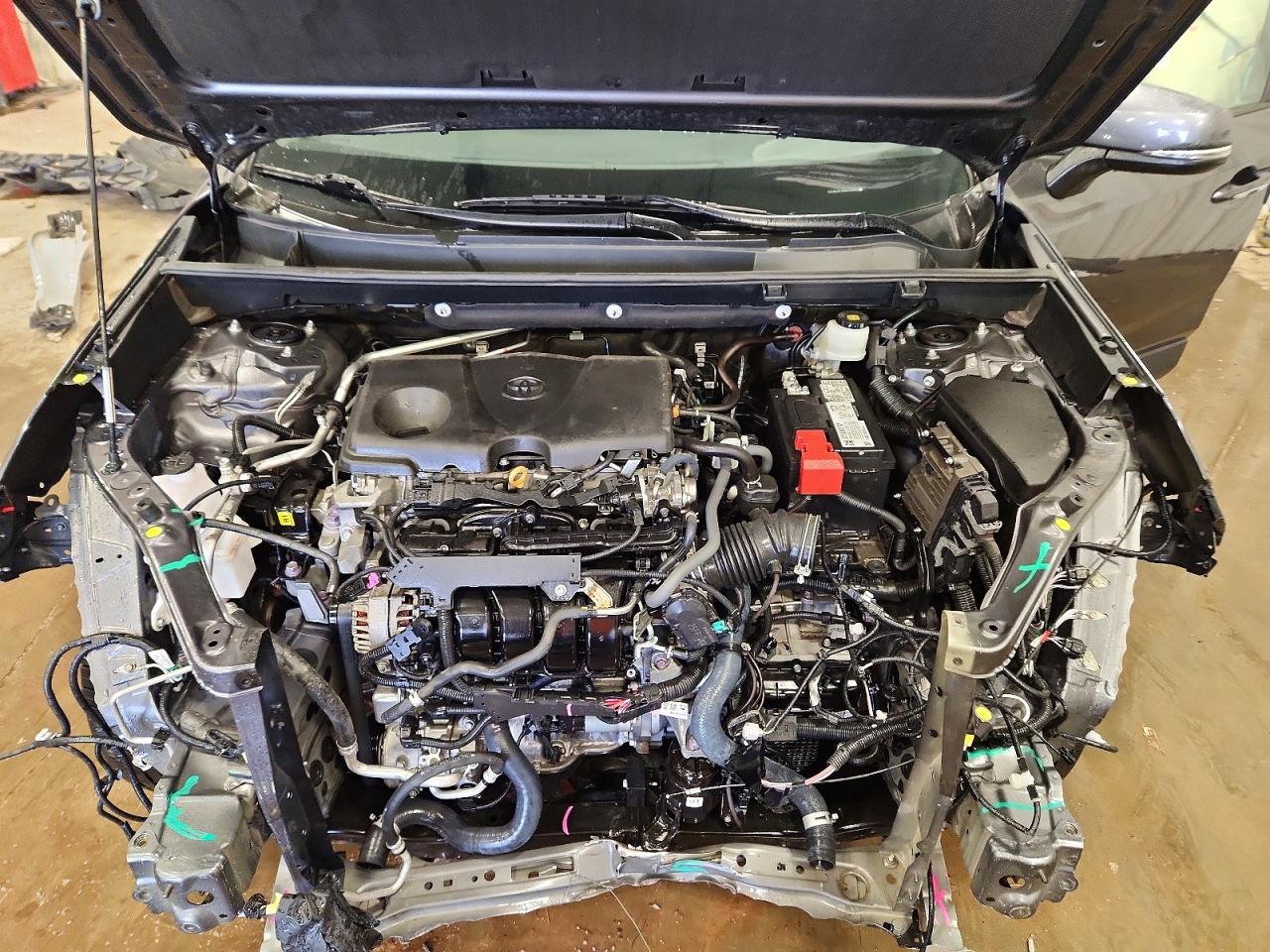 2022 TOYOTA RAV4 LE photo 11