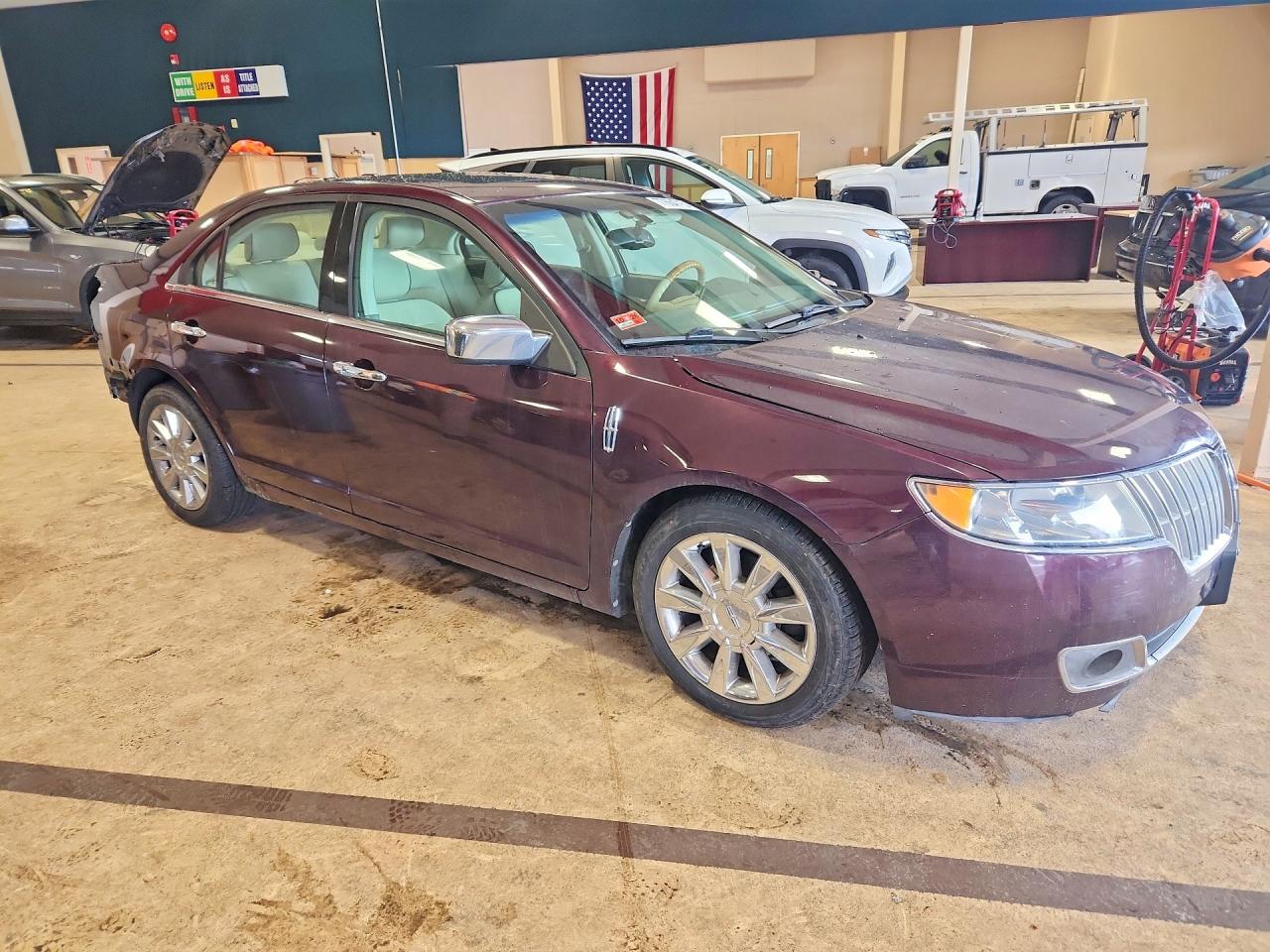 2011 LINCOLN MKZ photo 4