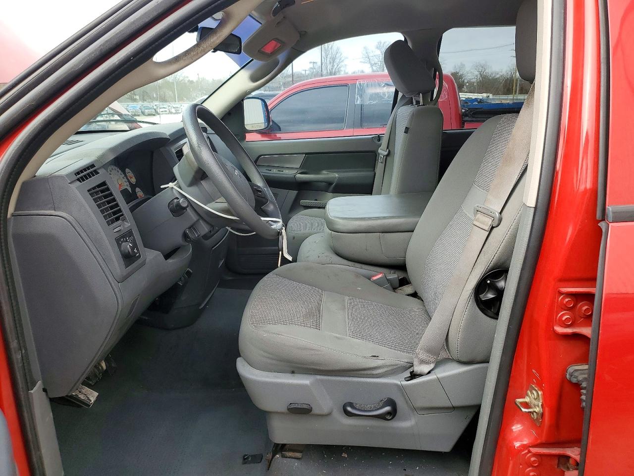 2007 DODGE RAM 1500 ST photo 13