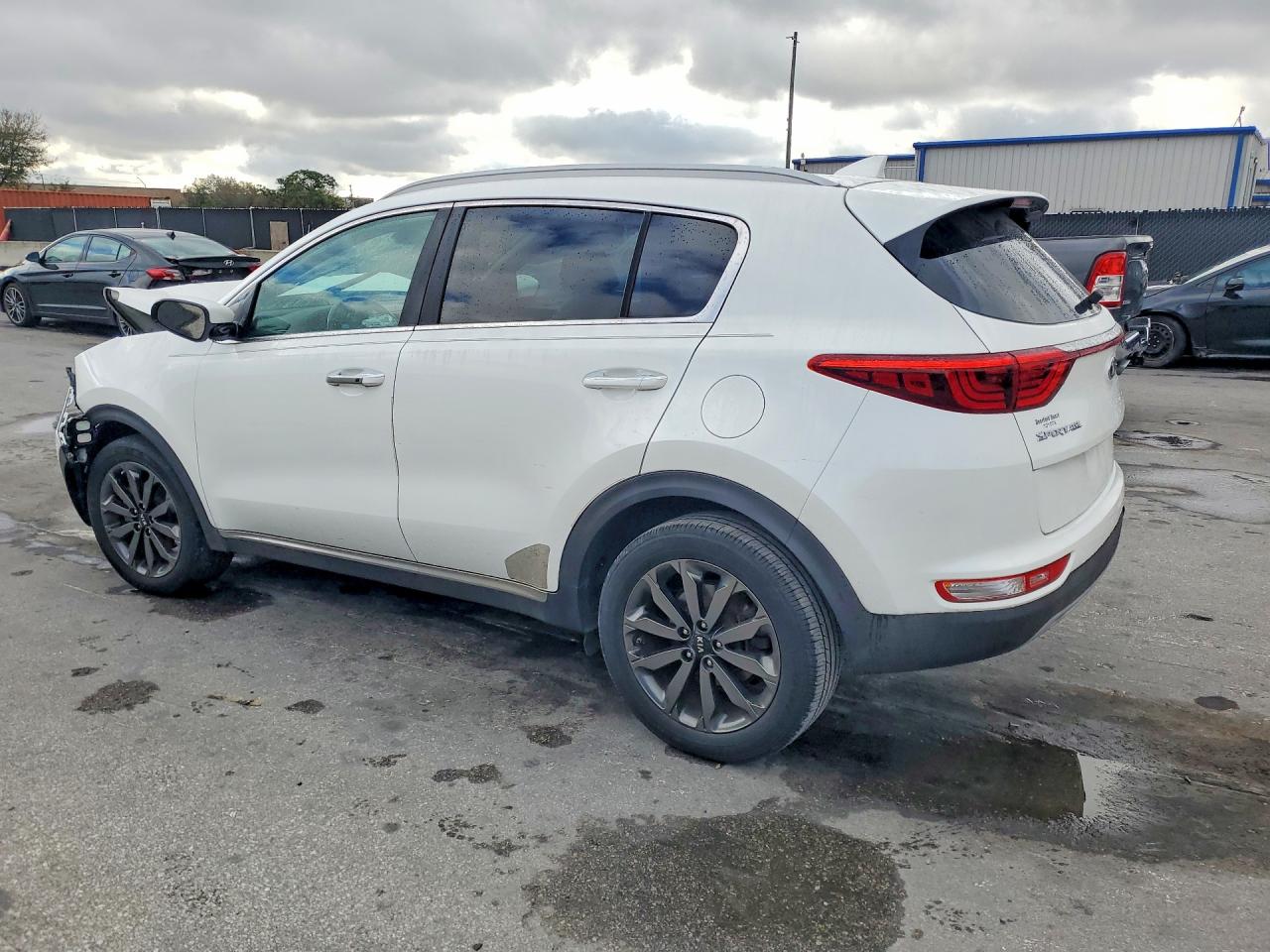 2018 KIA SPORTAGE EX photo 3
