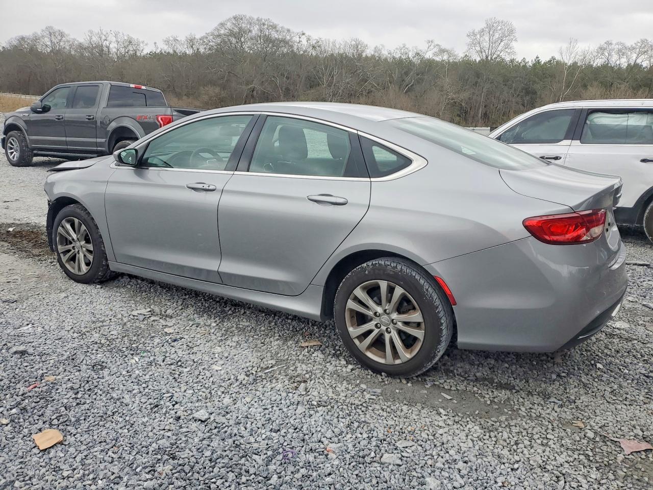 2016 CHRYSLER 200 LIMITED photo 3