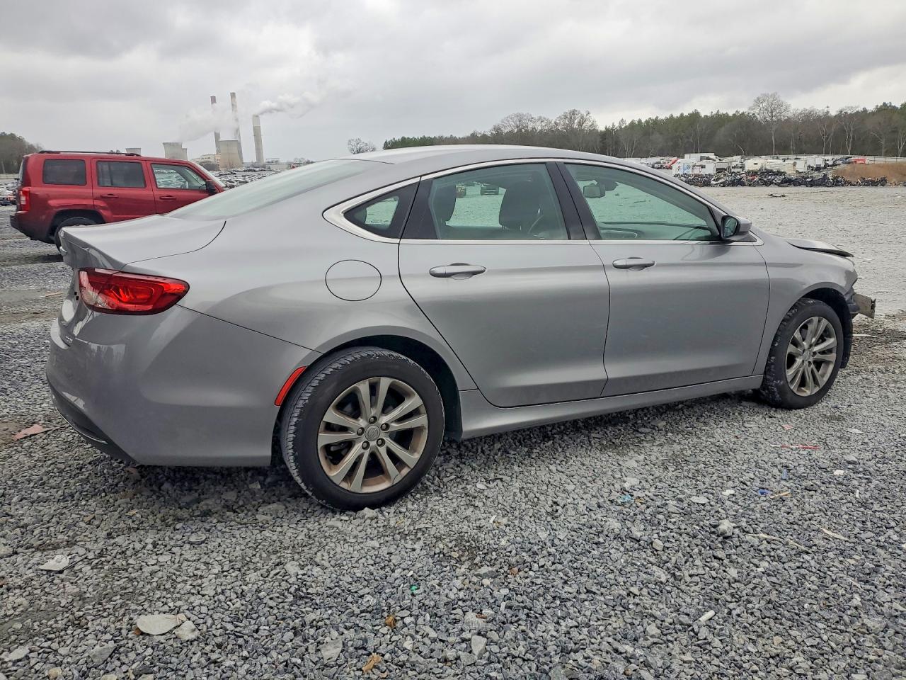 2016 CHRYSLER 200 LIMITED photo 5