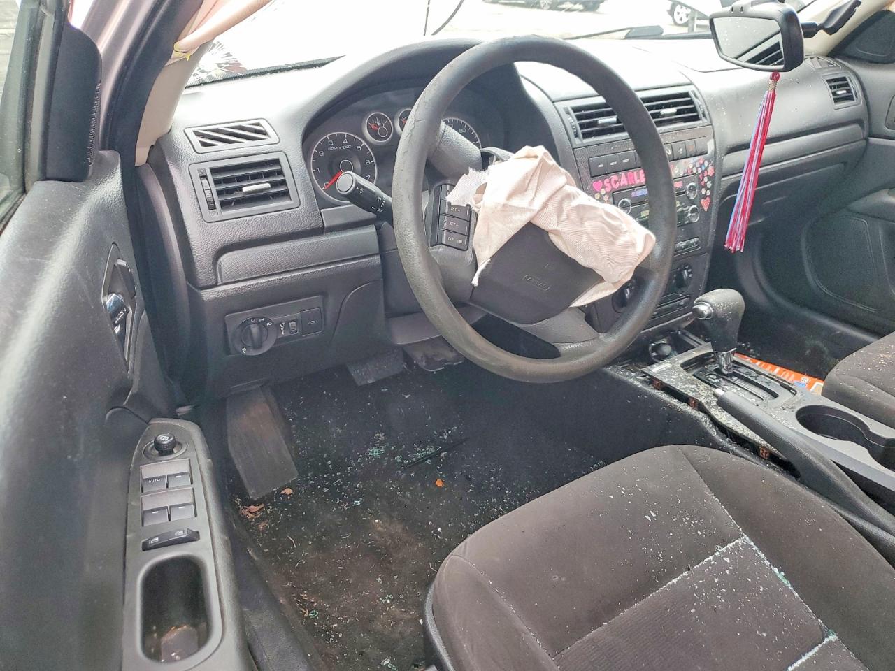 2009 FORD FUSION SE photo 8